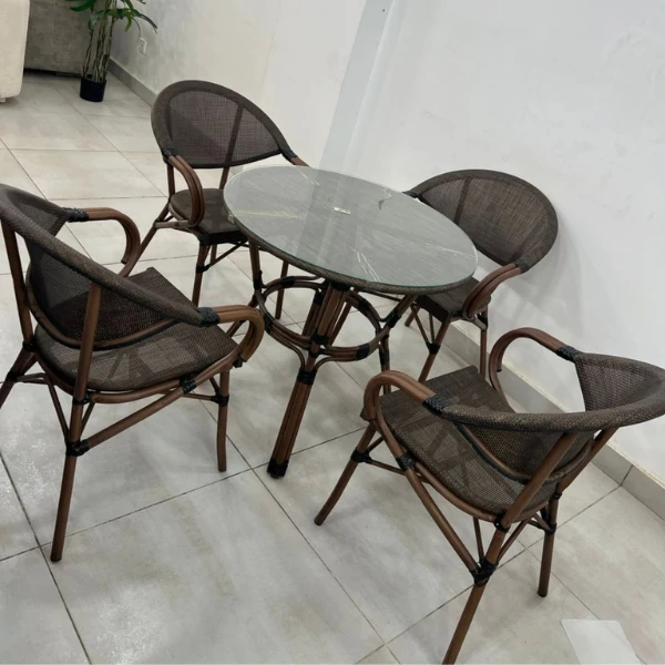 Table Extérieur