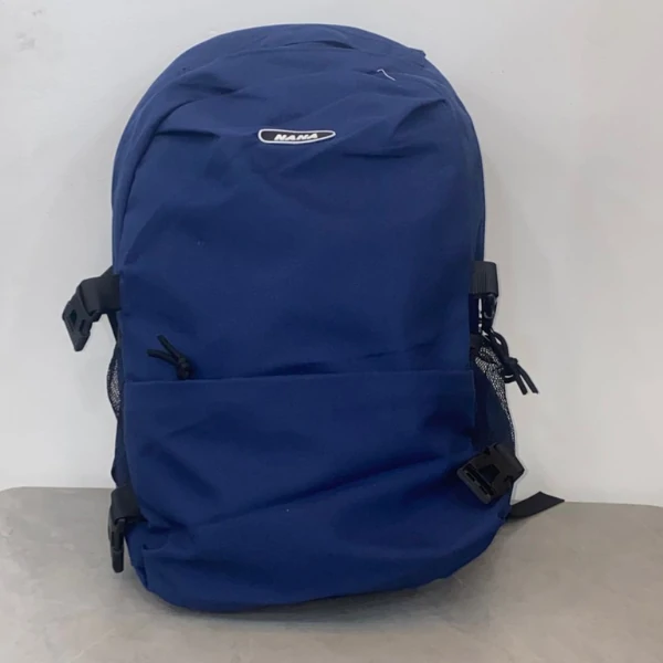 Sac à Dos – Élégance Minimaliste et Performance Urbaine